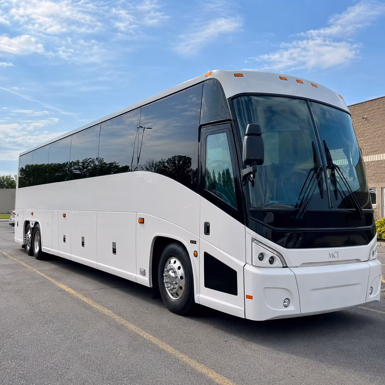 corporate airport transfer buses to john wayne lax and long beach