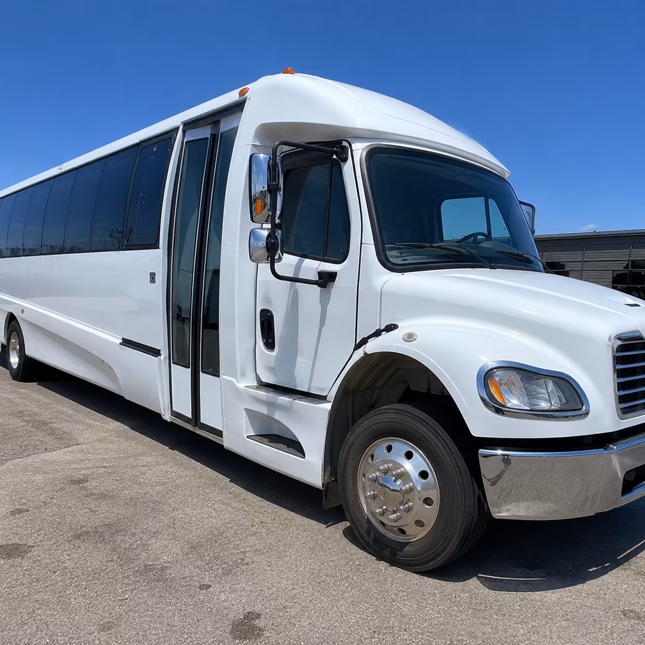 minibuses for huntington central park and oc parks nature programs